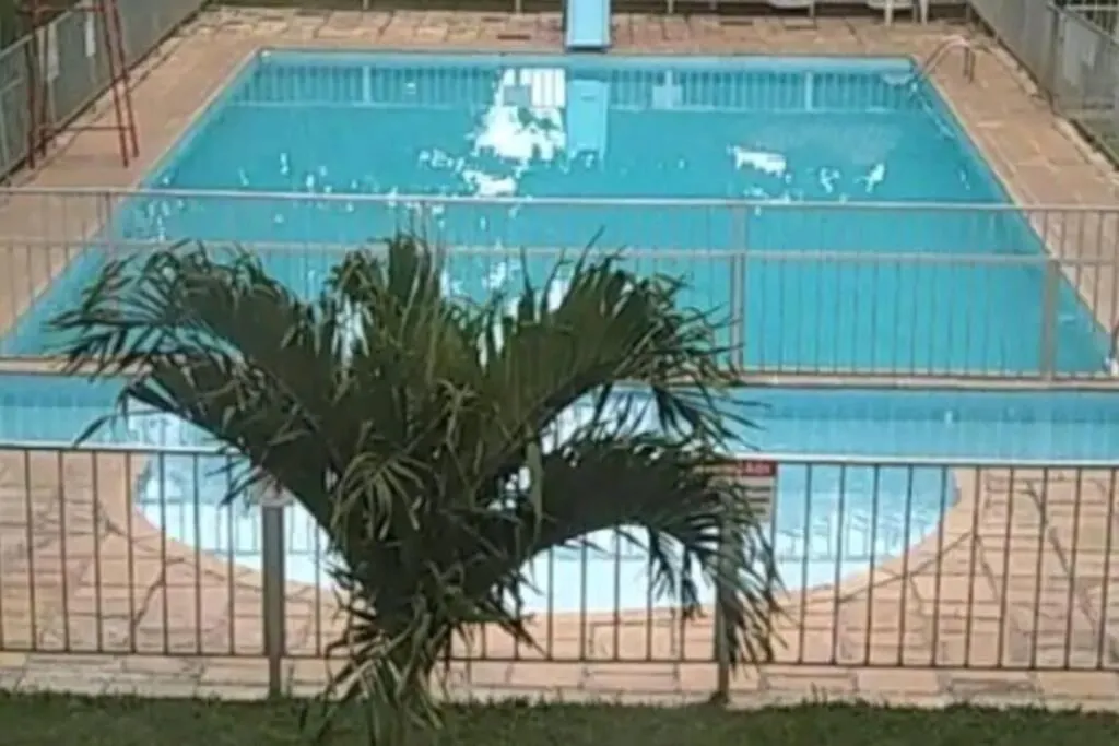 Loft Em Condominio Com Piscina Em Cabo Frio